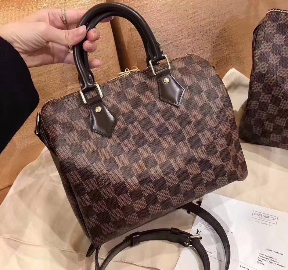 ���̷����ˣ������ĻŻţ�ͬ�Ǵ�������һ����ת����