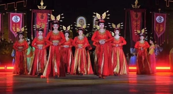 �����ձ������������죺�ųǾ������Ʒ�