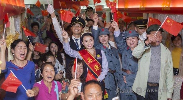 ��ͼ | һ�������ǧ����; ����ɫ�г��������ջ���ӭ����