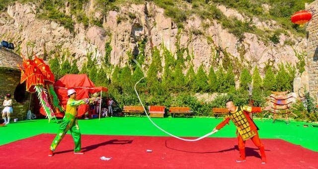 2018��ʮһ�ƽ�������������ɽ�羰�����鲻һ��������ζ��