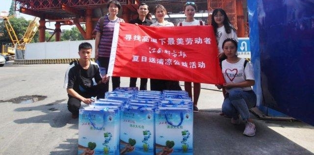 时代需要新媒体有趣的灵魂 更需要记者的情怀