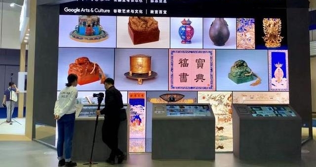 进博会首日,金记者带你感受现场的“高大上”!