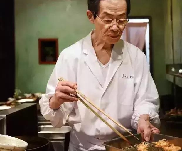 Ç廪ѧ×ÓºÍHR»¥í¡£º´ÏÃ÷µÄÈ˺ܶ࣬¿¿Æ×µÄÈËÌ«ÉÙ