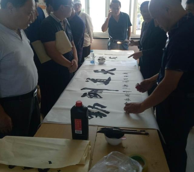 �ӱ����غ�����ٰ�ӭ�����鷨����ʻ�