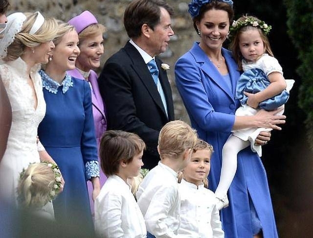 ���κ�������Ϊ���������Ĺ��۵���ͯ������������ӵı仯���