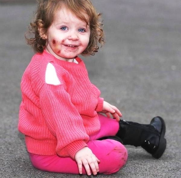 1Ůֳͯ3кҧ15˿񱻶񹷹