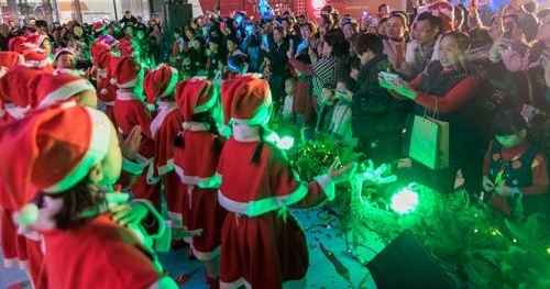 Ê¥µ®ÁÁµÆÑûÊÐÃñÍæÎ¶É«²Ê£ü³É¶¼SM¹ã³¡¹«ÒæÄ¼¾èº®¶¬ËÍů