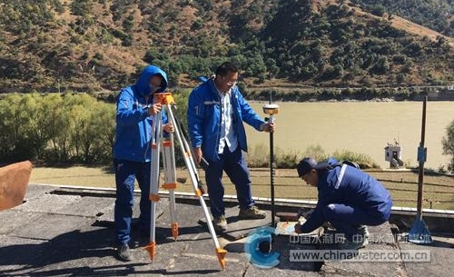 长江委水文局强化白格堰塞湖水文应急工作