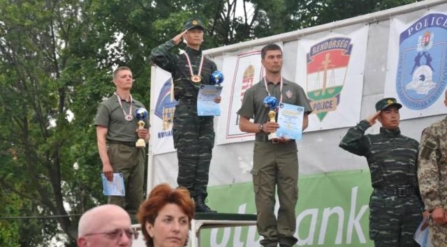 我是“猎鹰”狙击手,我是中国特种兵!