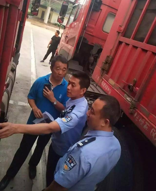 ������١�8.3����ͨ���°����Ƽ�ʵ