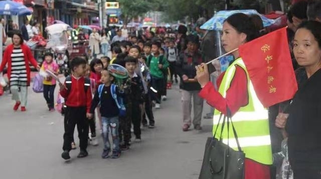 �ϲ���С����ѧ����ѧ·�� ��ļ�ҳ�־Ը�߳�����