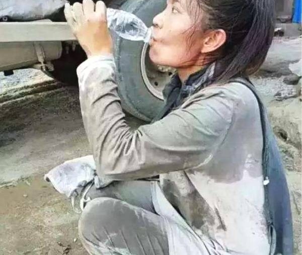 ˮáһ쿸2000ˮࣺһ죬ֳǮǷ