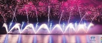 ��ͬ������ʵ�ֶ����Ժ�г����