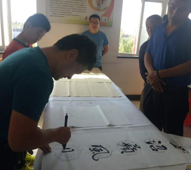 �ӱ����غ�����ٰ�ӭ�����鷨����ʻ�