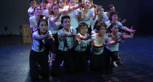 ��21������Ļ������� ����＂�ײ�＂�Ѿ������