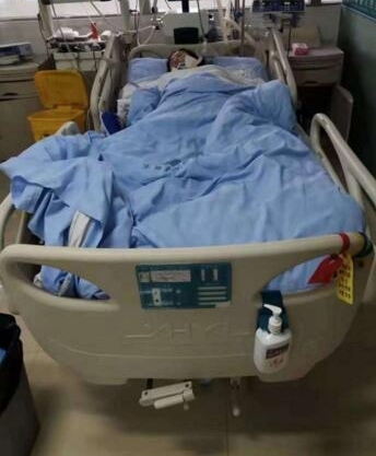 剧情波折!周口一男子撞人逃逸 让母亲回现场查看结果再出事故