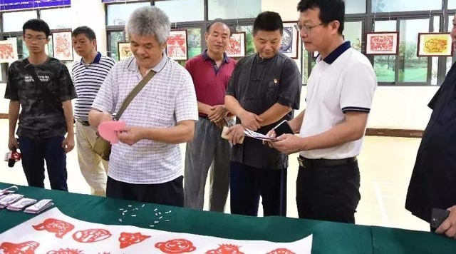 �ĵؼ�ֽ����Ѳ��չ��Ļ����չ��10��8��