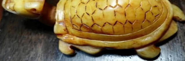 ���Ӻӱ߼񵽰�����ʯ��