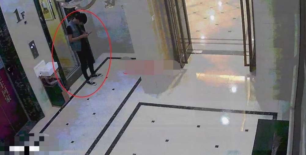 С����˯�б������� ���Ѻ��ִ���վ�˸�����