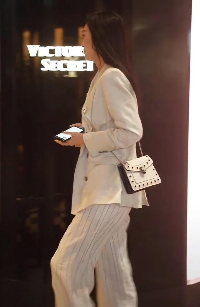 йGDPǰʮĳУռϷıȱ