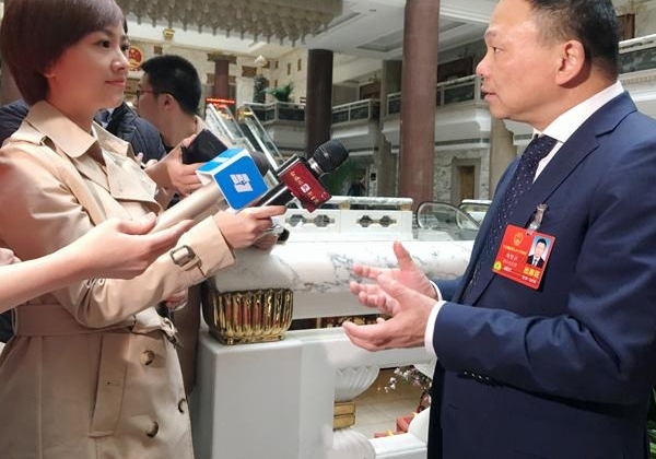 ÿ������Ա����н����ҳ��ǧ�����ķ�չ���ţ��ú��˲�