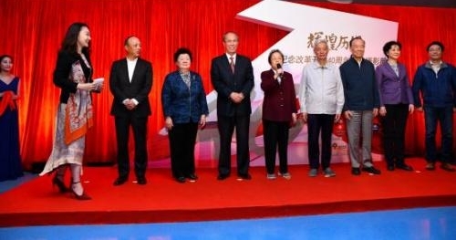 �����Ի����̡���������ĸ￪����ʮ���������Ӱչ��¡�ؿ�Ļ