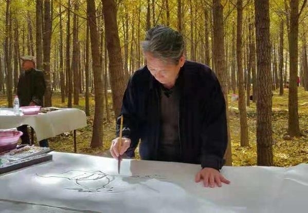 й黭ԺϷԺ黭С֮īԷ