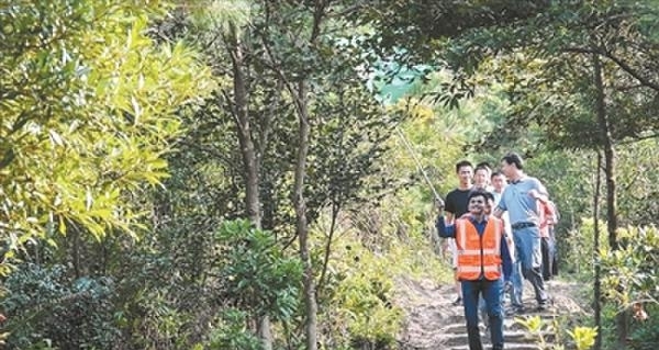 ͽ�����ӹŵ� ��վ���˷���