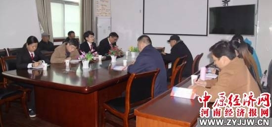 焦作马村法院联合区司法局召开律师和法律工作者座谈会