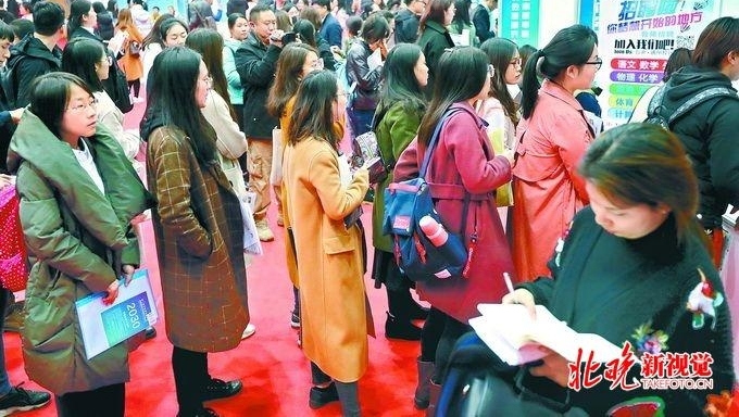 28Уμӳио˫ѡ ʿʿҲͶ