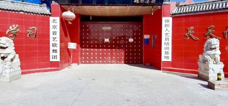 ׶ЭᡰĻ»㡱߽ӱ-ӢѧУ