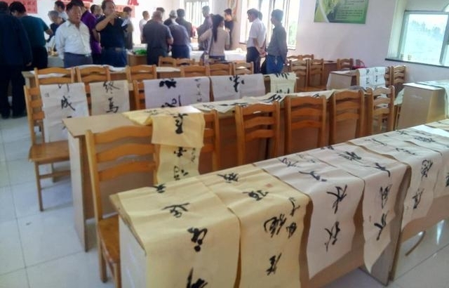 �ӱ����غ�����ٰ�ӭ�����鷨����ʻ�