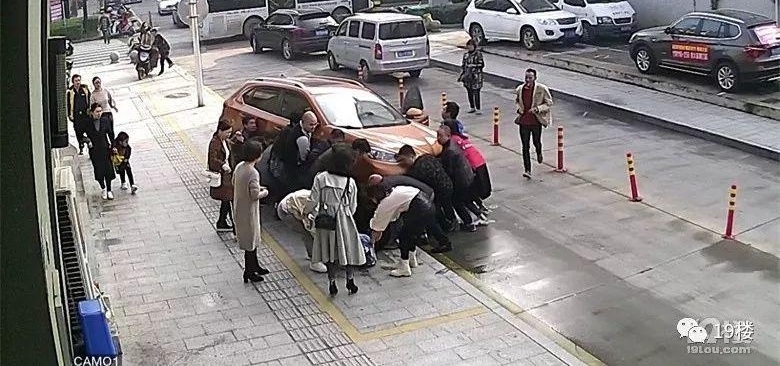 Ůֻ복ףǧһ֮ʣȺˣ̫ˣ