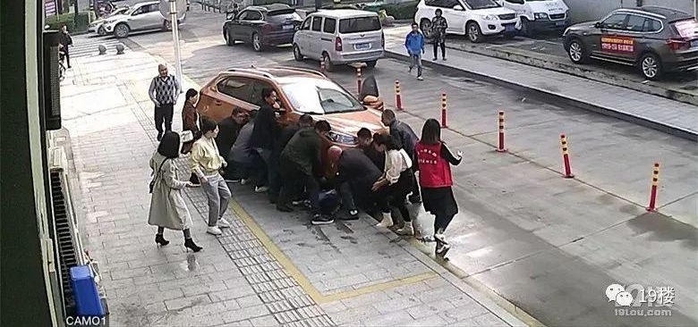 Ůֻ복ףǧһ֮ʣȺˣ̫ˣ