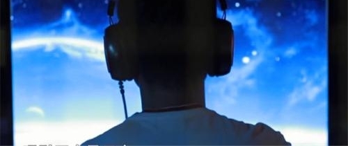 ¡°»Æ÷ÃÅ¡±Ê¼þÅ®Ö÷½Ç£º³¤µÃ˹˹ÎÄÎÄ Á½¸öÔÂ׬9Íò