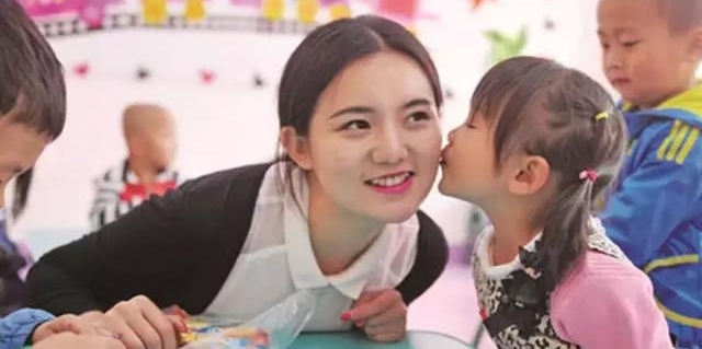 ��ѧ���ˡ����ᡱ��4��ְҵ����ҵǰ���ã������Ҷ������Ƶ���