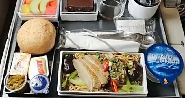 㿴ǰ5ɻͣһй......