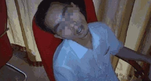 Ա������һ�첹��30Ԫ��ΪʡǮס���ɳ����棬�ع�˾�����ϰ�ɵ��