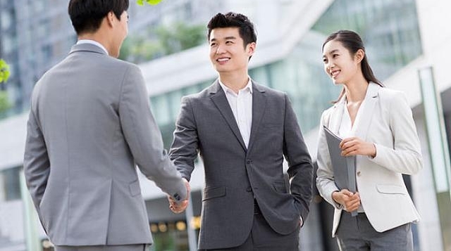 ��������Դ����������͸¶����һ�����ƣ�˭��ץס��˭�ͳɹ���