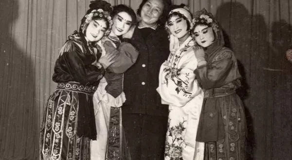 �����㣺һ�����������Ĵ���ʷ