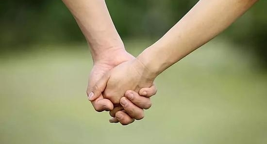 �������ǰ�����������ֻ� ������������������