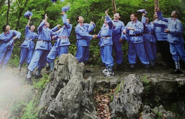 �ж����磬�ж��й��������ױȵ�Ӣ��ʷ��һ���߳���·