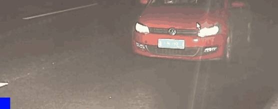 �εγ����ڳ��ں�����˯, �˿���֤��ʻ���ڸ����ϳ���