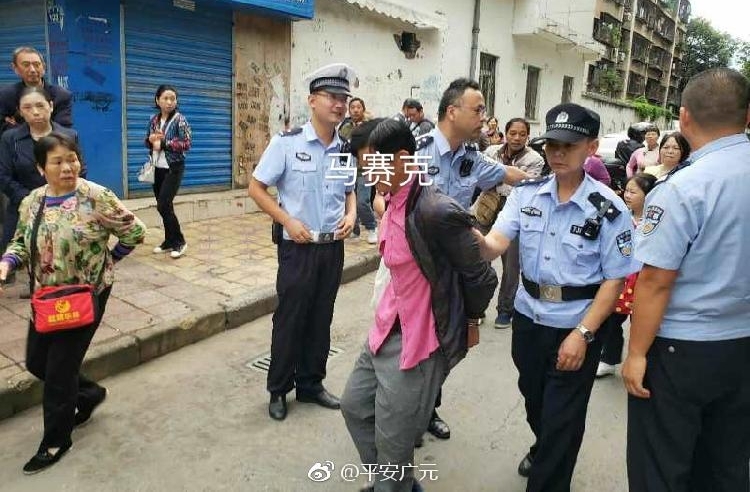 ���ӵ�����Сѧ��100Ԫ ����ܳ��������׾ͱ�������