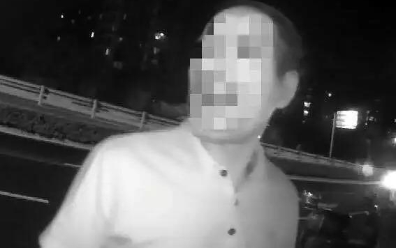 ��������ů���¡�������ͯ���Ѱ��үү���ڳ����д���ִ���񾯷��ּ�ʱ��ǰ����Ϊ��!