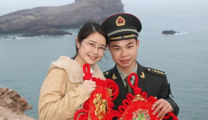 �۽�����ɩ�����ر߹�̽�ף���һ·�ҳ�������ԵĿ࣬Ҳ��������