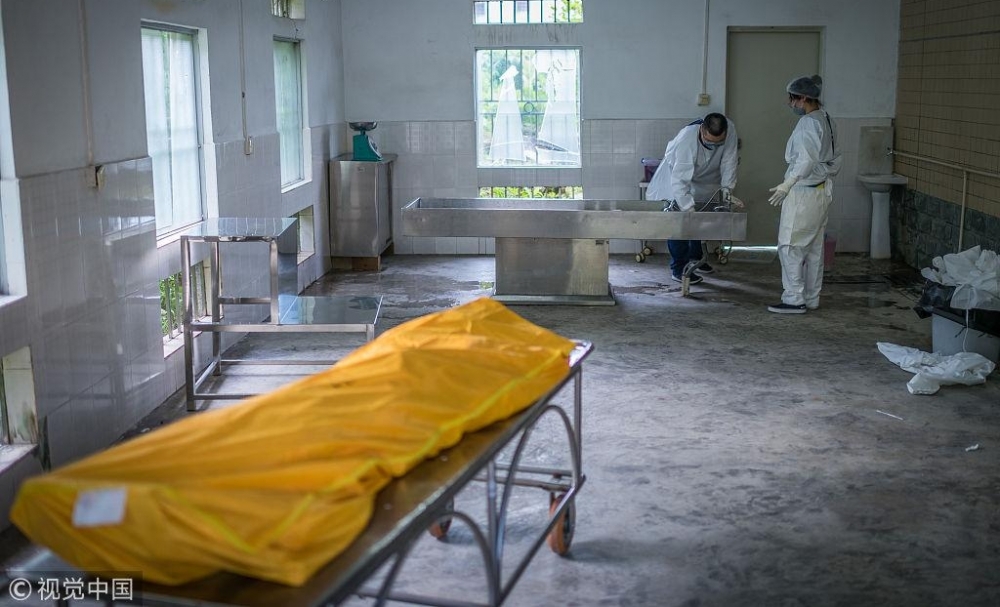 ������ǧ��ʬ��Ů��ҽ��������������