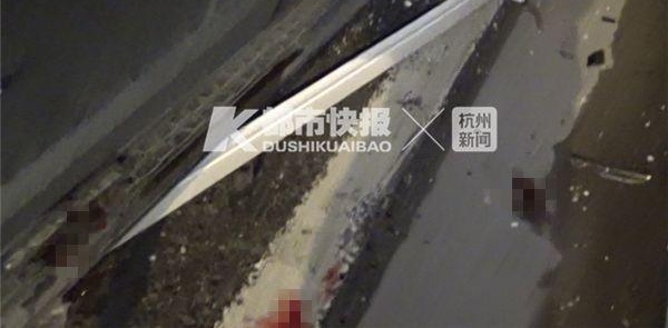 ����һSUV˾���ƺ�ݳ�ʧ�أ��������Ƴ����������