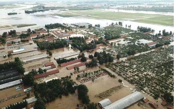 ͬЯ�֡���۰�حΫ���ٹ����㳡���ְ�����