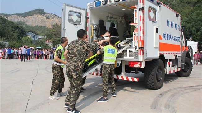 ��̨���󱼡����򵥣��ֳ����������������켱�ȳ��������峤��ɽ